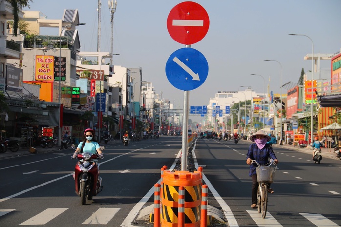 Con đường 2 km thông xe, giao thông quận Bình Tân bớt căng thẳng- Ảnh 7. Con đường 2 km thông xe, giao thông quận Bình Tân bớt căng thẳng- Ảnh 7.
