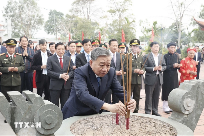 Tổng Bí thư Tô Lâm thăm và chúc Tết tại tỉnh Hưng Yên- Ảnh 9. Tổng Bí thư Tô Lâm thăm và chúc Tết tại tỉnh Hưng Yên- Ảnh 9.