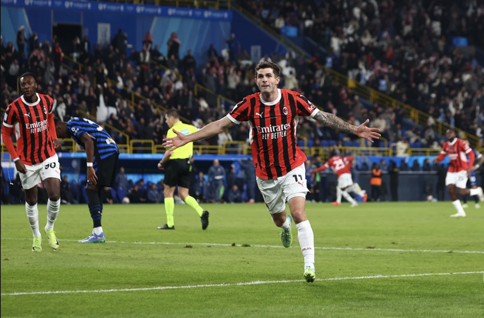 Ngược dòng siêu đỉnh, AC Milan đăng quang Siêu cúp Ý ở Riyadh- Ảnh 5. Ngược dòng siêu đỉnh, AC Milan đăng quang Siêu cúp Ý ở Riyadh- Ảnh 5.