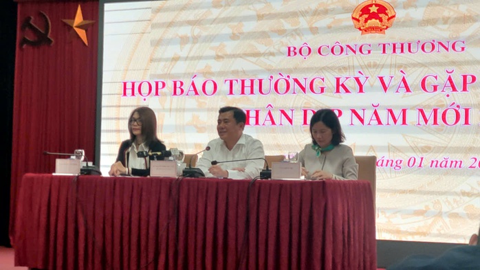 Bộ Công Thương nói gì về đề xuất điều chỉnh giá điện 2 tháng/lần?- Ảnh 1. Bộ Công Thương nói gì về đề xuất điều chỉnh giá điện 2 tháng/lần?- Ảnh 1.