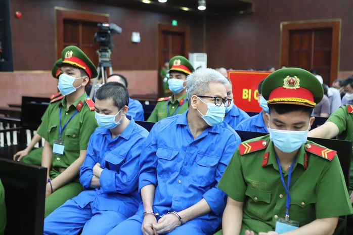 Các bị cáo tại tòa Các bị cáo tại tòa