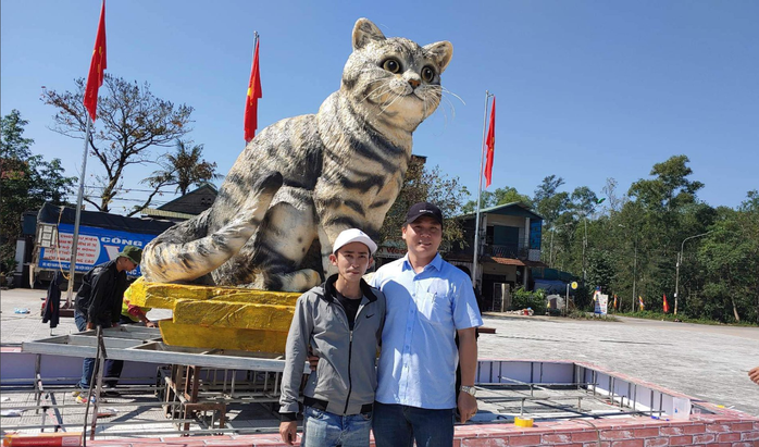 Đà Nẵng mời nghệ nhân Đinh Văn Tâm thiết kế mô hình linh vật rắn- Ảnh 1. Đà Nẵng mời nghệ nhân Đinh Văn Tâm thiết kế mô hình linh vật rắn- Ảnh 1.