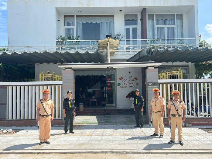 Giám đốc Công ty TNHH Lý Tuấn bị bắt vì tự ý vận chuyển hàng ngàn khối đất đá Nhà nước đi bán- Ảnh 2.