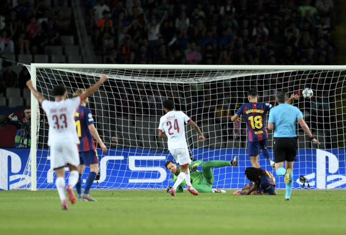 PSG ngược dòng siêu đỉnh, hạ chủ nhà Barcelona tại Montjuïc- Ảnh 3.