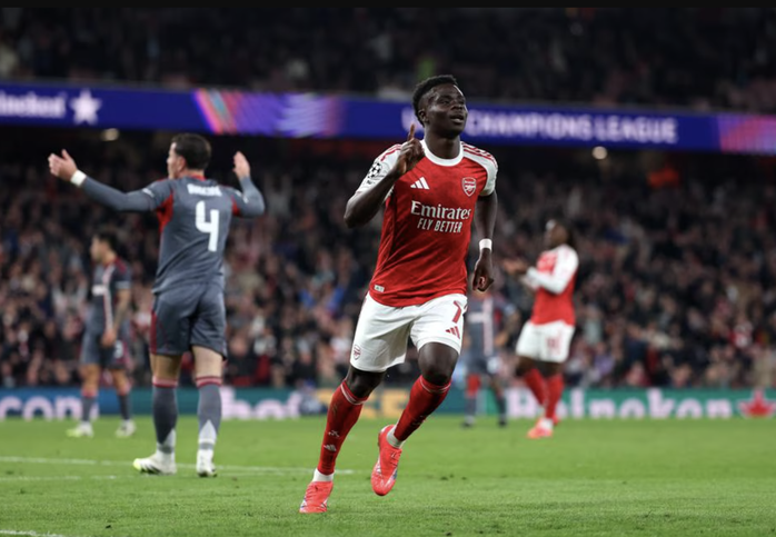 Arsenal đại phá Olympiakos, bay cao Top 5 Champions League - Ảnh 3.