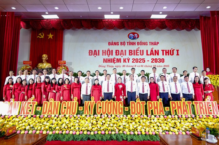 Trưởng Ban Tuyên giáo và Dân vận Trung ương dự Đại hội Đảng bộ tỉnh Đồng Tháp - Ảnh 4.