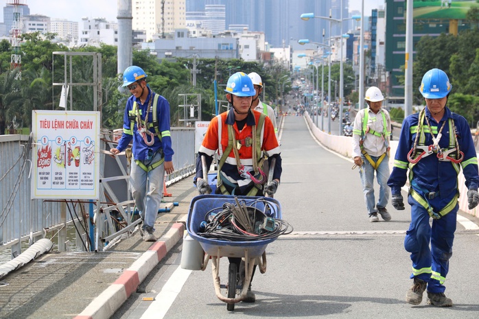 Cận cảnh cầu Bình Triệu 1 cao thêm 1,08 m- Ảnh 1.