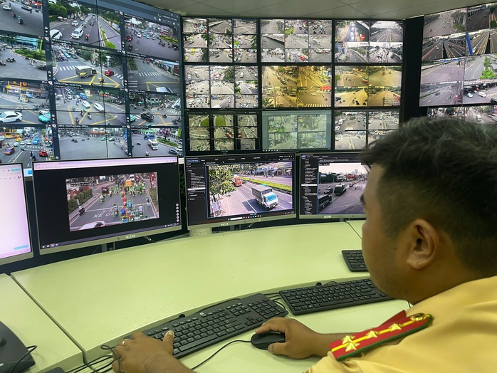 Xe máy không chính chủ, CSGT TP HCM đang làm gì để phạt nguội qua camera AI? - Ảnh 1.
