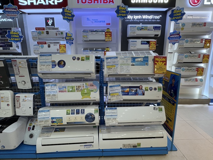 Thị trường điện máy 10 - 10: Máy lạnh , máy giặt giảm giá sốc - Ảnh 3. Thị trường điện máy 10 - 10: Máy lạnh , máy giặt giảm giá sốc - Ảnh 3.