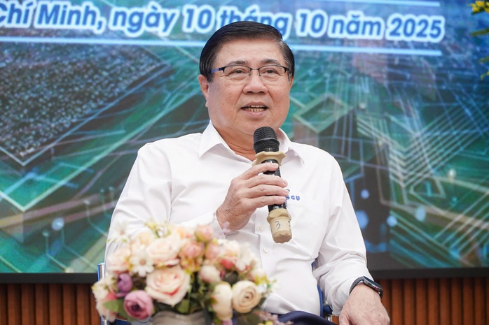 Cuốn sách được viết từ những trăn trở về con đường phát triển của TP HCM - Ảnh 2.