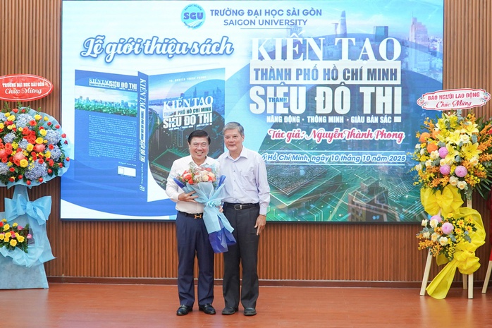 Cuốn sách được viết từ những trăn trở về con đường phát triển của TP HCM - Ảnh 5.