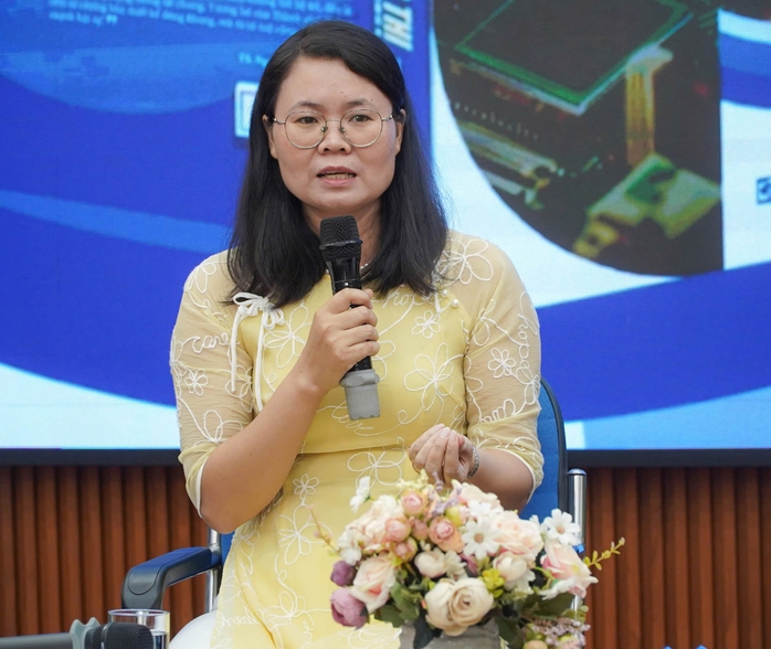Cuốn sách được viết từ những trăn trở về con đường phát triển của TP HCM - Ảnh 4.