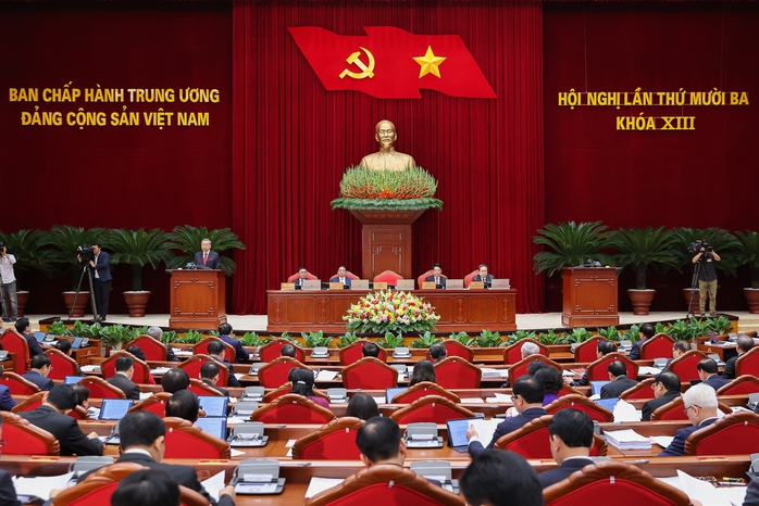 Trung ương cho ý kiến giới thiệu nhân sự Phó Thủ tướng, Bộ trưởng Bộ Ngoại giao, Bộ trưởng Bộ Nội vụ - Ảnh 1.