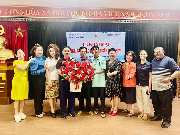 NSND Giang Mạnh Hà - Ươm mầm cho tác giả trẻ là trọng trách của Hội Nghệ sĩ Sân khấu Việt Nam - Ảnh 3.