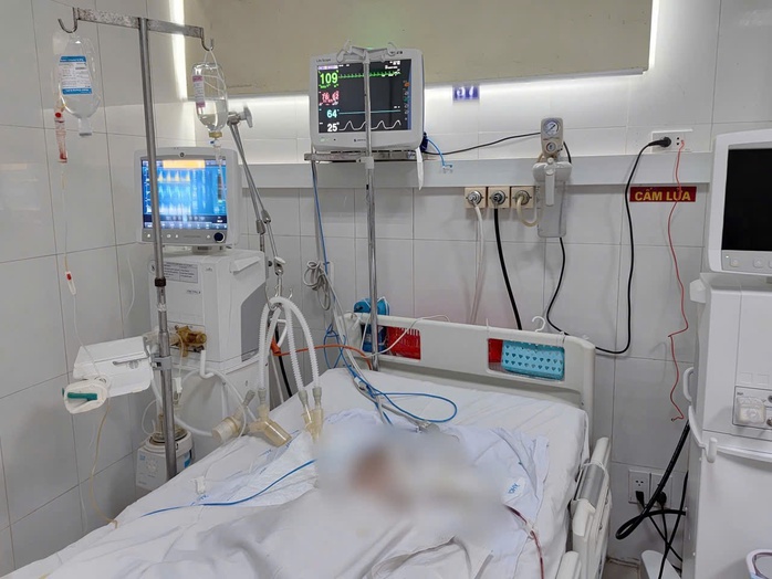 Tai nạn giao thông Đà Nẵng: 7 Người bị thương , Bệnh viện kích hoạt báo động đỏ - Ảnh 3.