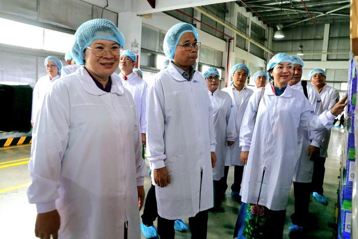 Chung sức đồng lòng đưa thành phố cất cánh - Ảnh 3.