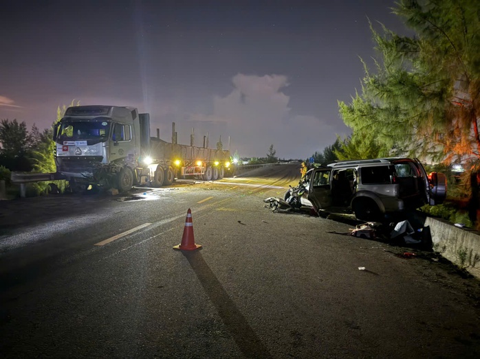 Ngã tư tử thần ở Đà Nẵng: Nỗi lo tai nạn giao thông liên tục xảy ra - Ảnh 4. Ngã tư tử thần ở Đà Nẵng: Nỗi lo tai nạn giao thông liên tục xảy ra - Ảnh 4.