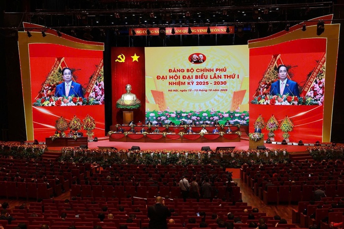 Thấy rõ định hướng phát triển đất nước - Ảnh 1. Thấy rõ định hướng phát triển đất nước - Ảnh 1.