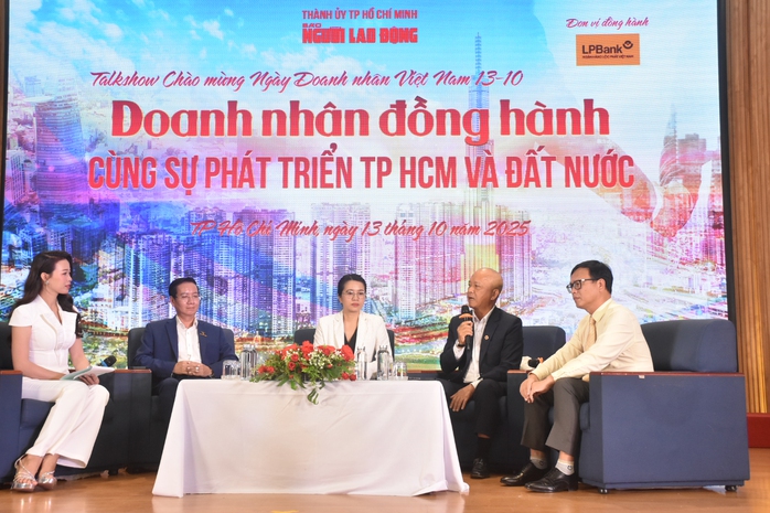 Doanh nhân Khơi dậy sức mạnh kinh tế Việt Nam trong thời kỳ mới - Ảnh 2. Doanh nhân Khơi dậy sức mạnh kinh tế Việt Nam trong thời kỳ mới - Ảnh 2.