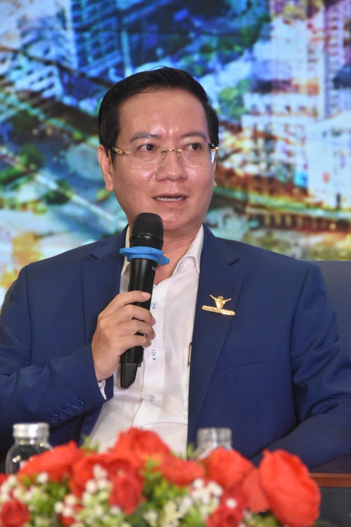 Chuyện chưa kể về ông Chủ doanh nghiệp nhà ở vừa túi tiền cho người Việt - Ảnh 4.