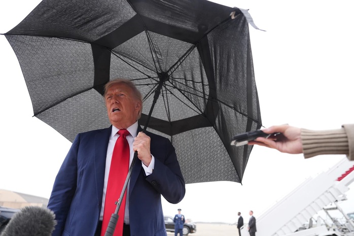 Tổng thống Donald Trump cảnh báo nóng Nga về "vũ khí đáng kinh ngạc" - Ảnh 1.