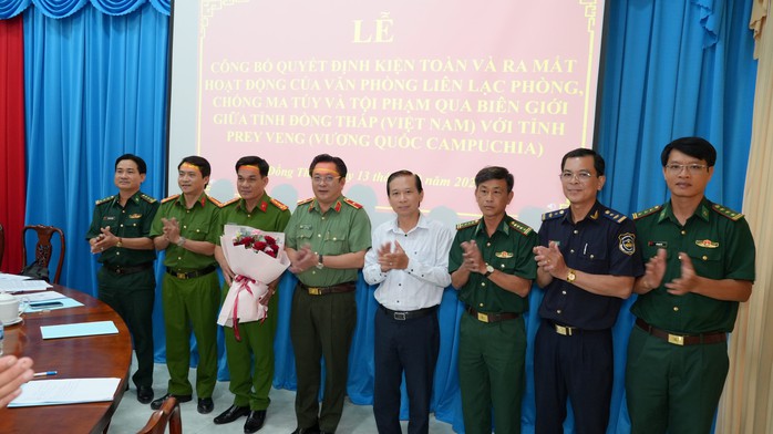 Đồng Tháp ra mắt Văn phòng liên lạc phòng , chống ma túy và tội phạm qua biên giới - Ảnh 2. Đồng Tháp ra mắt Văn phòng liên lạc phòng , chống ma túy và tội phạm qua biên giới - Ảnh 2.