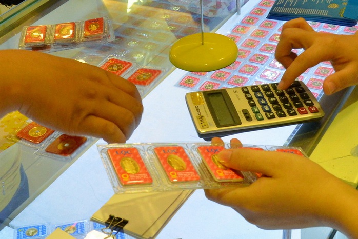 Giá vàng hôm nay, 15-10: Tiếp nối đà tăng - Ảnh 1. Giá vàng hôm nay, 15-10: Tiếp nối đà tăng - Ảnh 1.