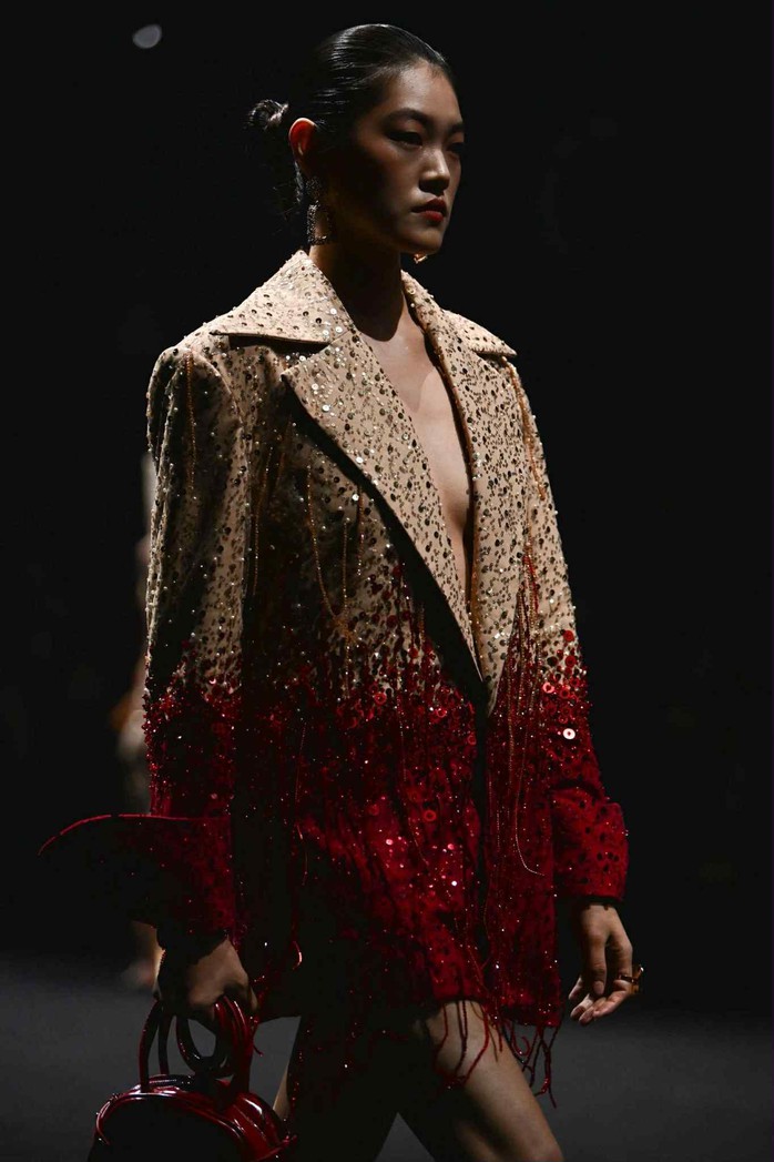 Dấu ấn Thanh Hương Bùi ở Shanghai fashion week Xuân hè 2026 - Ảnh 6.