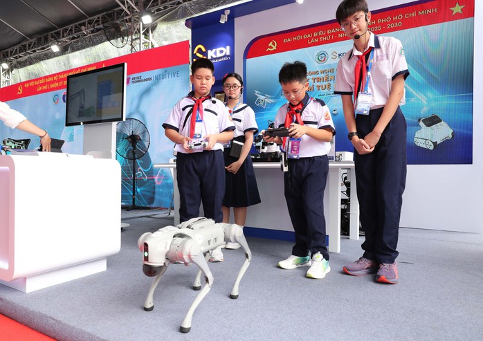 Đưa TP HCM thành đô thị công nghệ cao - Ảnh 2.