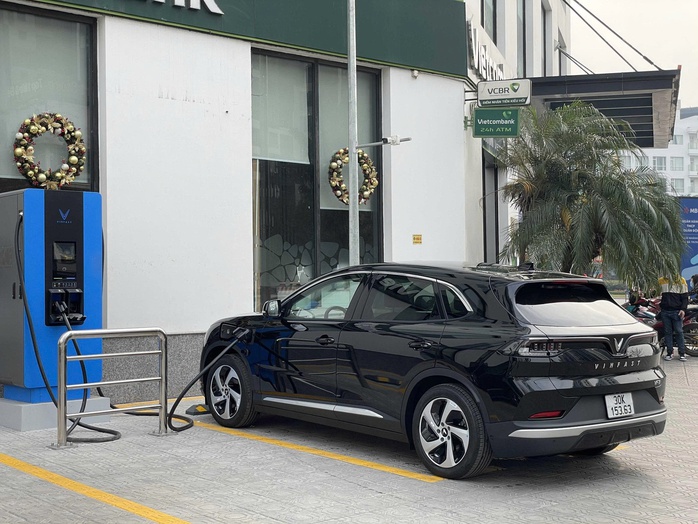 Từ năm 2020, toàn bộ tăng trưởng doanh số ô tô toàn cầu đến từ xe điện - Ảnh 1.