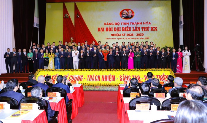 Ông Nguyễn Doãn Anh tái đắc cử Bí thư Tỉnh ủy Thanh Hóa - Ảnh 2.