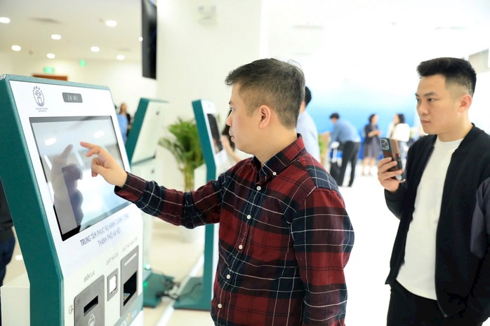 Số hóa toàn diện, chính quyền gần dân hơn - Ảnh 1.