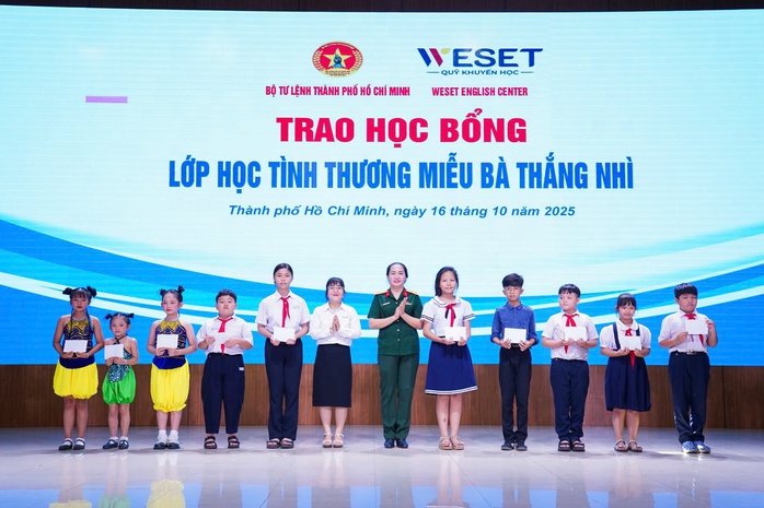 Nhiều hoạt động ý nghĩa của Bộ Tư lệnh TP HCM chào mừng Ngày Phụ nữ Việt Nam - Ảnh 6.