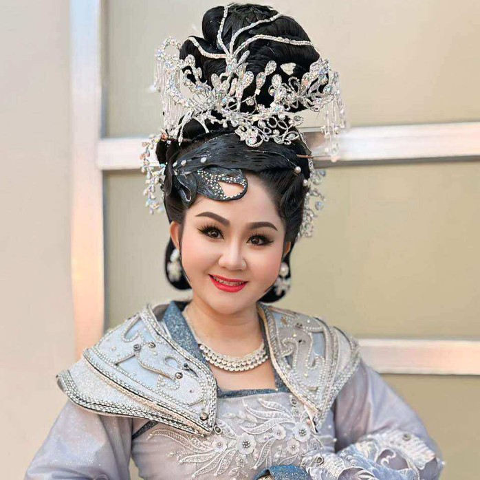 Điền Trung - Lê Thanh Thảo dồn sức cho đêm nghệ thuật "Tâm Hoa Nghiệp Tổ" - Ảnh 2.