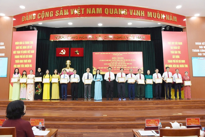 107 ngày "vượt qua chính mình" của cán bộ phường Hòa Hưng, TP HCM - Ảnh 3.
