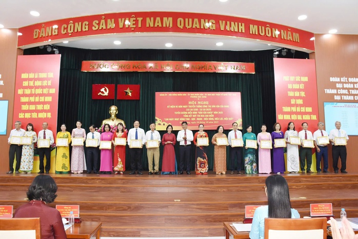 107 ngày "vượt qua chính mình" của cán bộ phường Hòa Hưng, TP HCM - Ảnh 5.