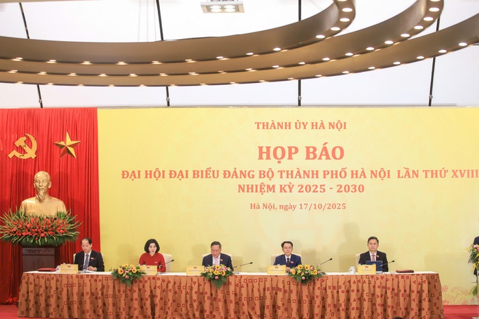 Công tác nhân sự Đại hội Đảng bộ TP Hà Nội khóa XVIII được chuẩn bị kỹ lưỡng - Ảnh 1. Công tác nhân sự Đại hội Đảng bộ TP Hà Nội khóa XVIII được chuẩn bị kỹ lưỡng - Ảnh 1.