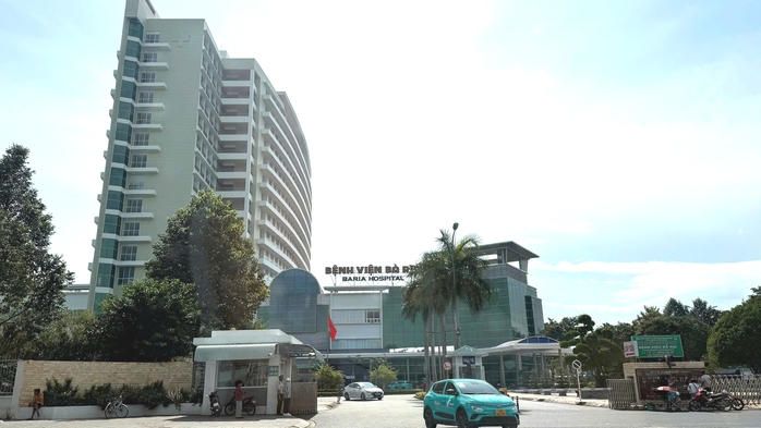 Bệnh viện Bà Rịa họp khẩn sau thông tin nam sinh tử vong do chậm cấp cứu - Ảnh 1.