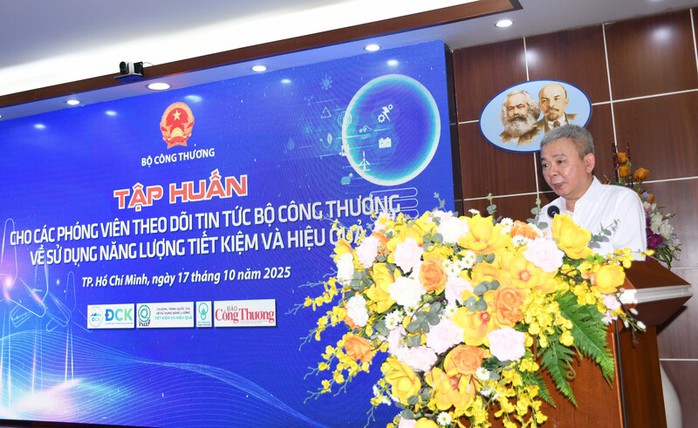 Tập huấn tiết kiệm năng lượng: Bộ Công Thương nâng cao nhận thức cho phóng viên - Ảnh 1. Tập huấn tiết kiệm năng lượng: Bộ Công Thương nâng cao nhận thức cho phóng viên - Ảnh 1.