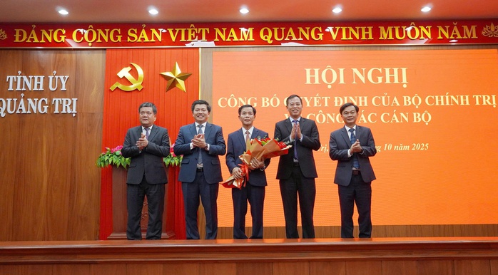 Bí thư Thành uỷ Huế Nguyễn Văn Phương giữ chức Bí thư Tỉnh ủy Quảng Trị - Ảnh 2.