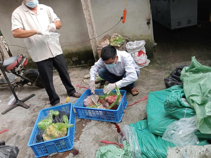 Khởi tố chủ lò mổ Nguyễn Thị Lan vi phạm an toàn thực phẩm tại Hưng Yên - Ảnh 2. Khởi tố chủ lò mổ Nguyễn Thị Lan vi phạm an toàn thực phẩm tại Hưng Yên - Ảnh 2.