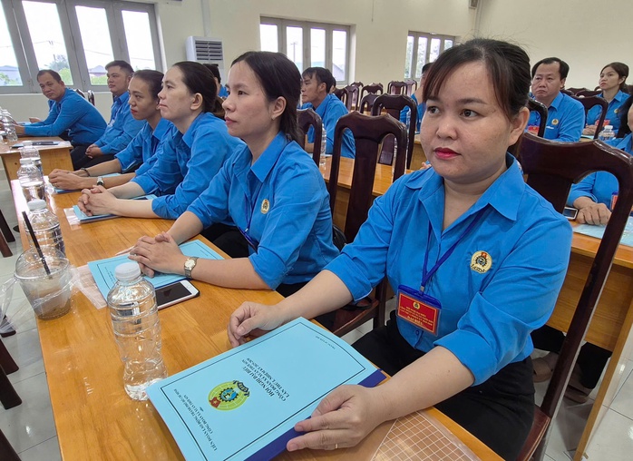 Công đoàn xã Xuân Thới Sơn: Chủ động tham gia phòng chống tín dụng đen trong công nhân, lao động - Ảnh 1.