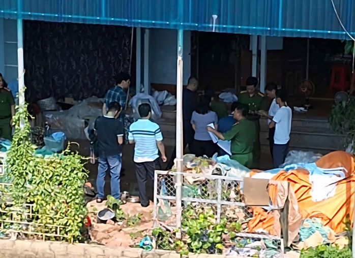 Phát hiện 2 ông bà cao tuổi thương vong bất thường tại nhà riêng - Ảnh 1.
