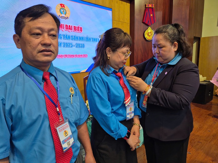 Ông Nguyễn Đình Vũ được chỉ định là Chủ tịch Công đoàn phường Tân Sơn Nhì - Ảnh 3.