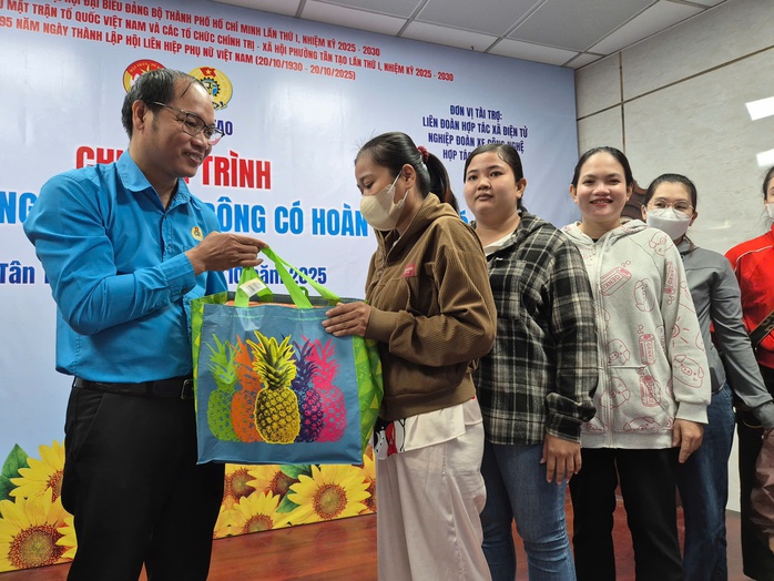 Chăm sóc sức khỏe cho lao động nữ - Ảnh 1.
