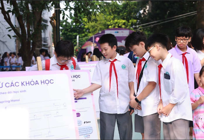 Tăng tốc phổ cập năng lực AI cho 2 triệu giáo viên và 24 triệu học sinh - Ảnh 1.