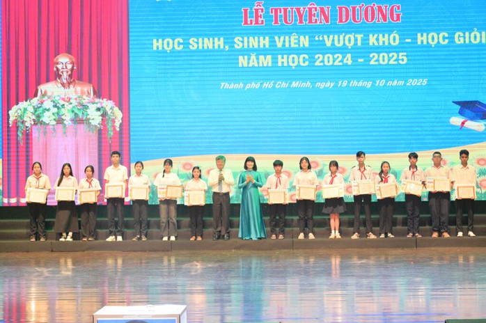 - Ảnh 3. - Ảnh 3.