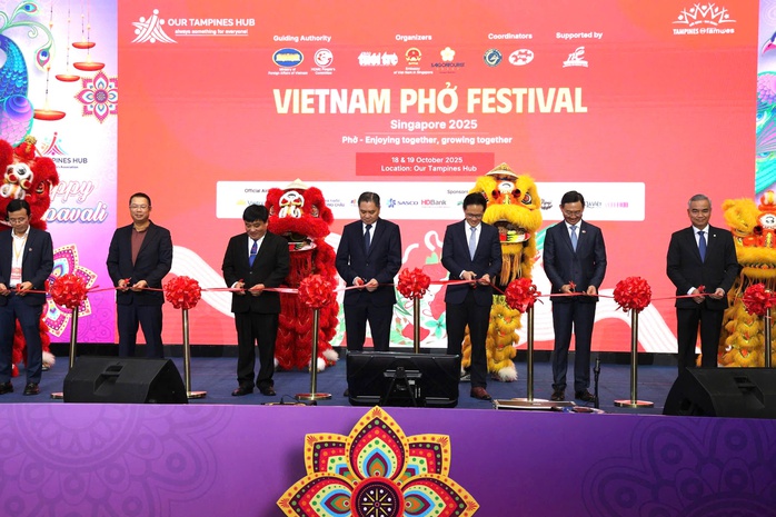 Saigontourist Group phối hợp Báo Tuổi Trẻ đồng tổ chức "Vietnam Phở Festival 2025" tại Singapore - Ảnh 1.