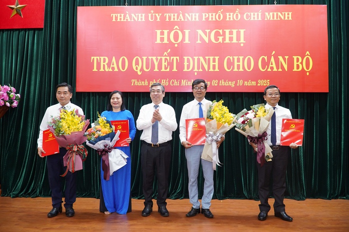 TP HCM tiếp tục chỉ định 14 cán bộ về làm lãnh đạo cấp xã - Ảnh 3.