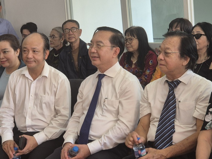 NSƯT Bảo Quốc, NSƯT Thành Lộc… tụ hội tại Nhà thờ Tổ- Ảnh 5.